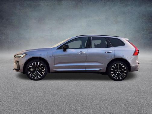 Aurora Blue 2026 Volvo XC60 Plug-In Hybrid T8 Ultra
