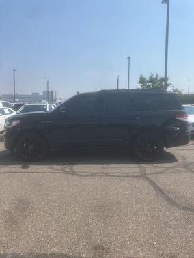 2022 Lincoln Navigator Reserve