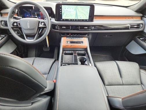 2025 Lincoln Aviator Black Label AWD