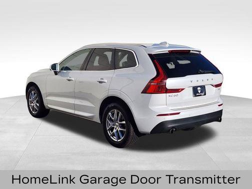 2021 Volvo XC60 T6 Momentum