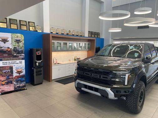 Gray Metallic 2023 Ford Explorer Limited