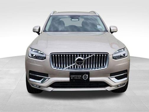 2024 Volvo XC90 B6 Plus Bright Theme 7-Seater