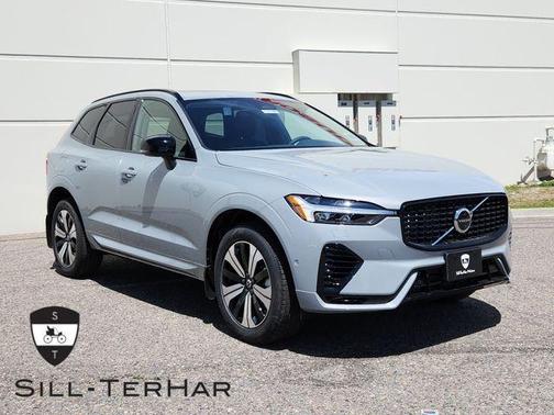 2025 Volvo XC60 Plug-In Hybrid T8 Plus