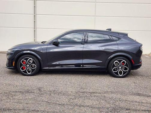 2022 Ford Mustang Mach-E GT