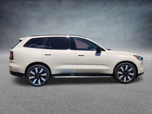 2025 Volvo EX90 Twin Motor Ultra