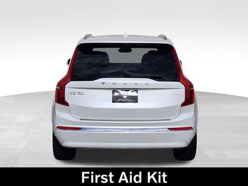 2024 Volvo XC90 Recharge Plug-In Hybrid T8 Ultimate 6-Seater