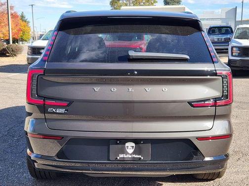2025 Volvo EX90 Twin Motor Plus