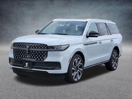 Crystal White Metallic 2026 Lincoln Navigator Black Label