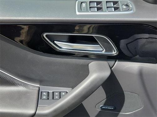 2020 Jaguar F-PACE 25t Premium
