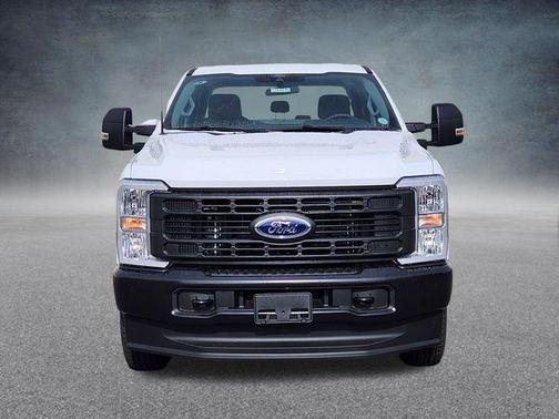 Oxford White 2026 Ford F-350 XL