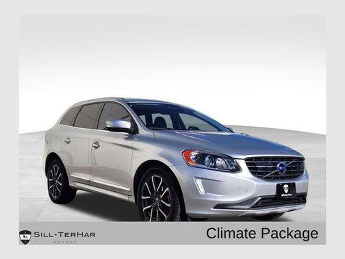 2016 Volvo XC60 T6 Drive-E Platinum