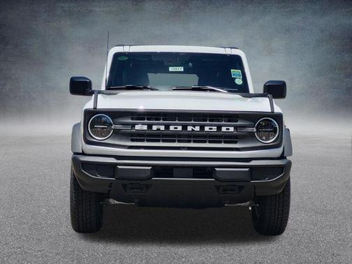 Oxford White 2026 Ford Bronco Big Bend