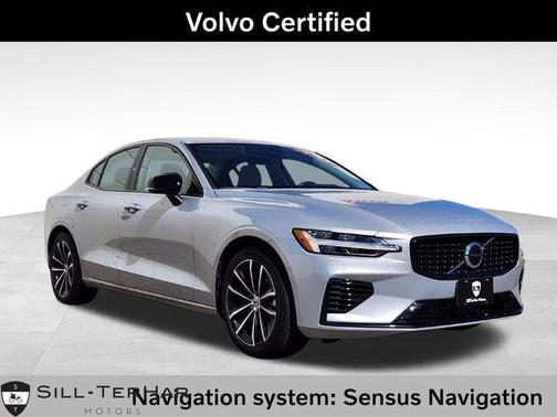 2024 Volvo S60 Recharge Plug-In Hybrid T8 Core Dark Theme