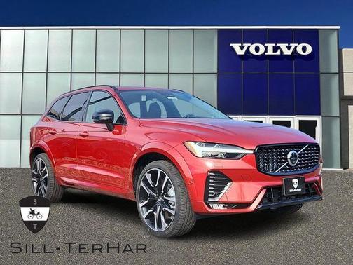 2025 Volvo XC60 B5 Ultra