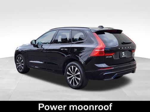 2025 Volvo XC60 B5 Plus