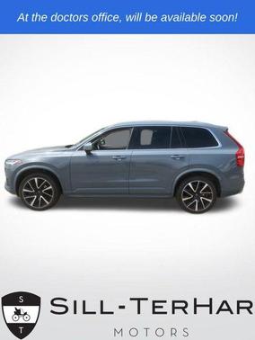2020 Volvo XC90 T6 Momentum 7 Passenger
