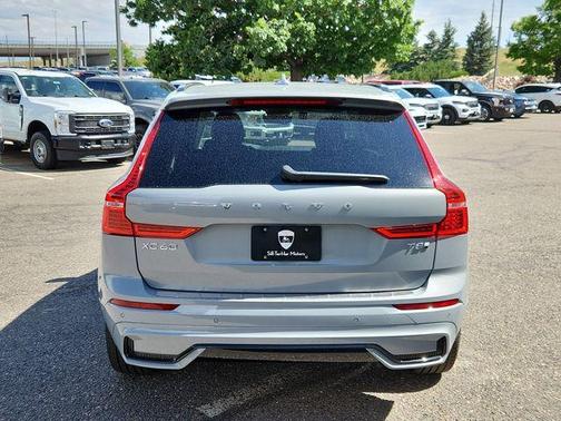 2025 Volvo XC60 Plug-In Hybrid T8 Plus