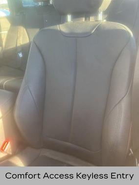 2017 BMW 330 i xDrive