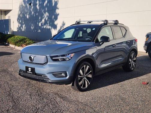 2022 Volvo XC40 Recharge Pure Electric P8 Twin Ultimate