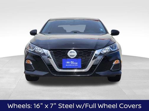 Super Black Clearcoat 2020 Nissan Altima 2.5 S