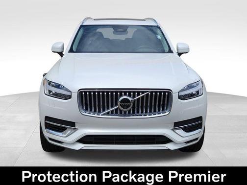 2023 Volvo XC90 Recharge Plug-In Hybrid T8 Plus 6 Passenger