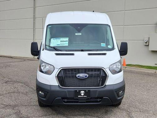 2025 Ford Transit-250 148 WB Medium Roof Cargo