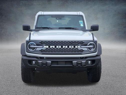 Avalanche Gray 2026 Ford Bronco Badlands