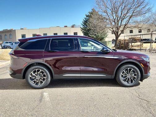 2025 Lincoln Nautilus Premiere