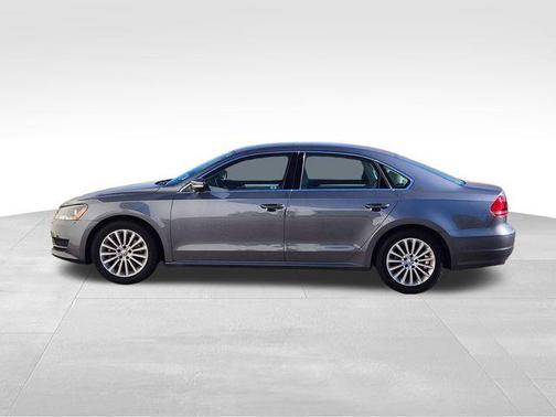 2013 Volkswagen Passat 2.5 SE