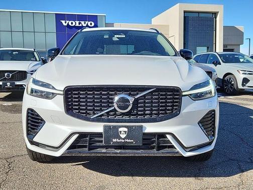 2025 Volvo XC60 Plug-In Hybrid T8 Core