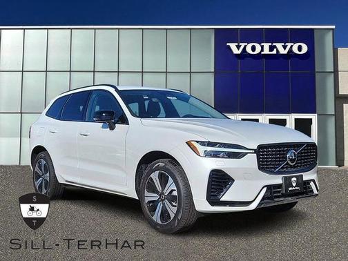 2025 Volvo XC60 Plug-In Hybrid T8 Core