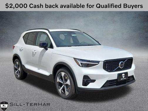 2026 Volvo XC40 B5 Plus