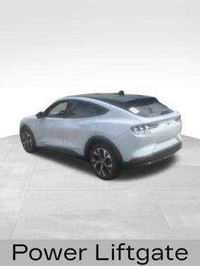 Space White Metallic 2023 Ford Mustang Mach-E Premium