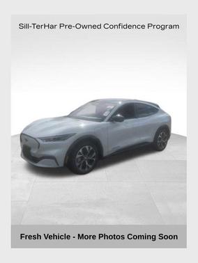 Space White Metallic 2023 Ford Mustang Mach-E Premium