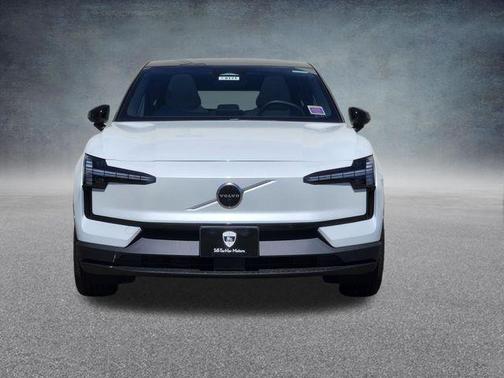 Crystal White 2026 Volvo EX30 Twin Motor Ultra