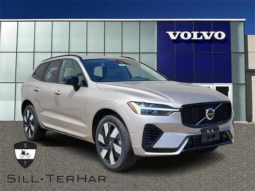 2025 Volvo XC60 Plug-In Hybrid T8 Plus