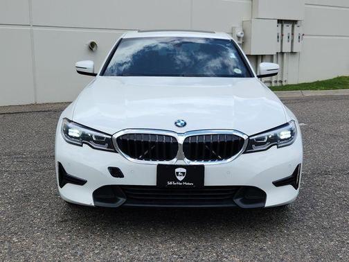 2021 BMW 330 i xDrive