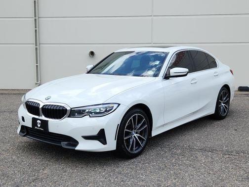 2021 BMW 330 i xDrive