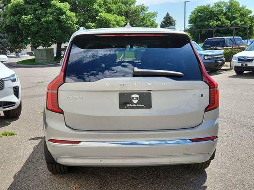 2025 Volvo XC90 B6 Ultra