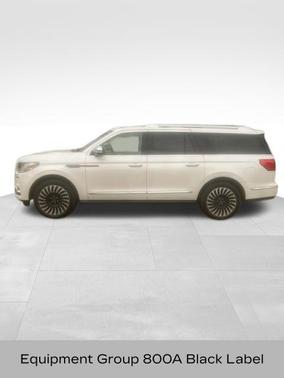 White Platinum Tri-Coat Metallic 2019 Lincoln Navigator L Black Label