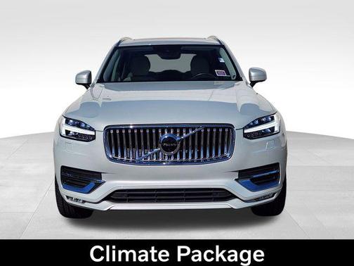 2022 Volvo XC90 T6 Inscription 6 Passenger