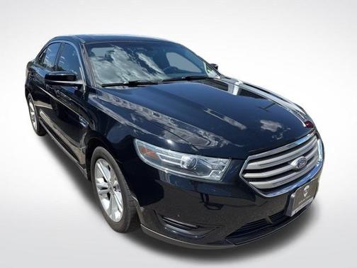 2016 Ford Taurus SEL
