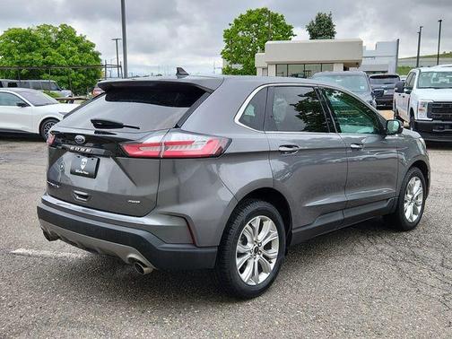 2023 Ford Edge Titanium