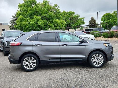 2023 Ford Edge Titanium