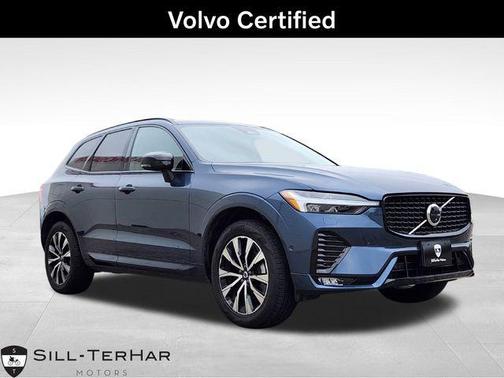 2025 Volvo XC60 B5 Plus