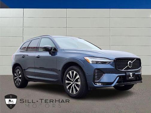 2025 Volvo XC60 B5 Plus