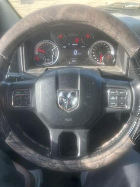 Delmonico Red Pearlcoat 2018 RAM 1500 Big Horn