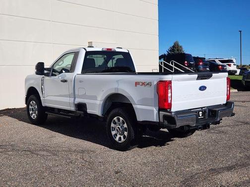 2024 Ford F-350 XLT