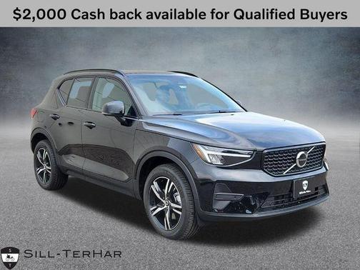2026 Volvo XC40 B5 Core