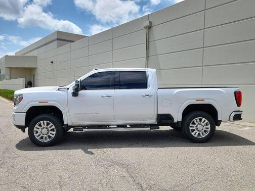 2020 GMC Sierra 2500 Denali